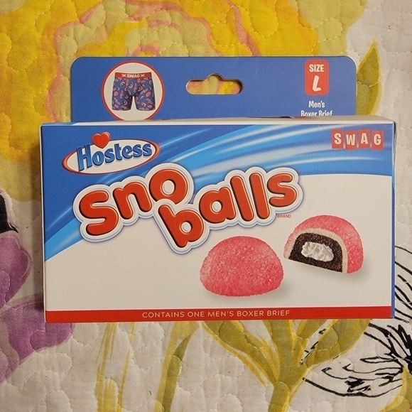 NIB Men's Hostess Sno Balls Boxer Briefs - Picture 2 of 2